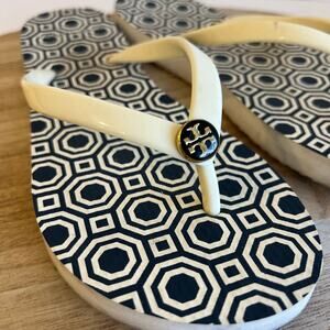 Tory Burch Blue & White Pattern Embellished Logo Flip Flop Sandal Size 6